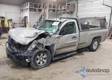 2007 Chevrolet Silverado 1500 Work Truck from USA, damaged, VIN 1GCEK14007Z559036